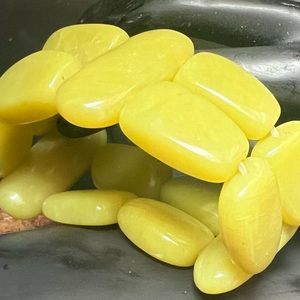 Stretchable serpentine bracelet .